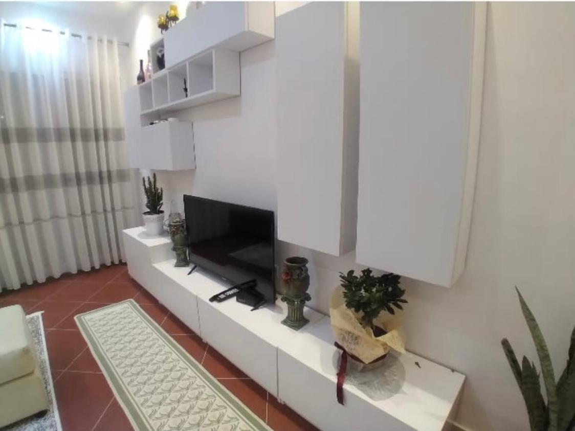Luxury Appartament Lungomare Vlorë Buitenkant foto